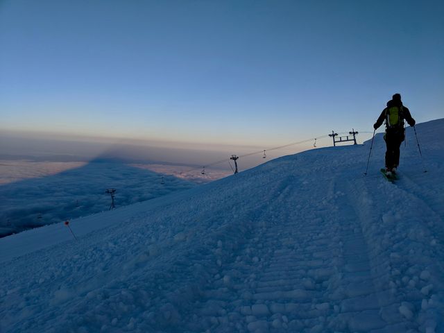 Paul on top of Palmer